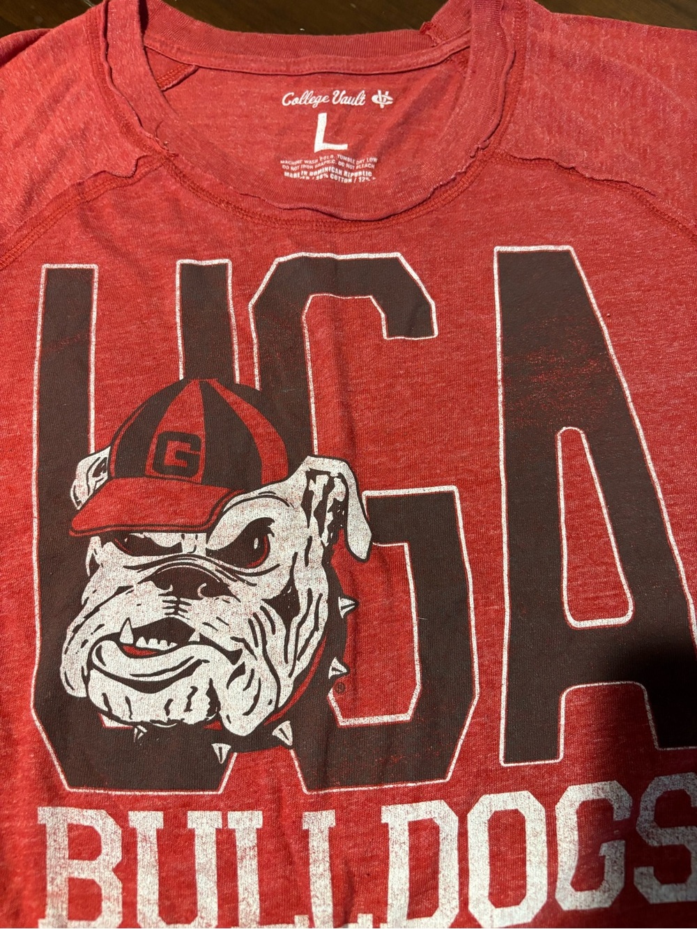 Red UGA Bulldogs Women’s 3/4 sleeve T-Shirt Collegiate Graphic - Picture 2 of 3